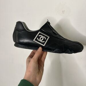 Vintage CHANEL Authentic Cc Logo Zip Up Sneaker